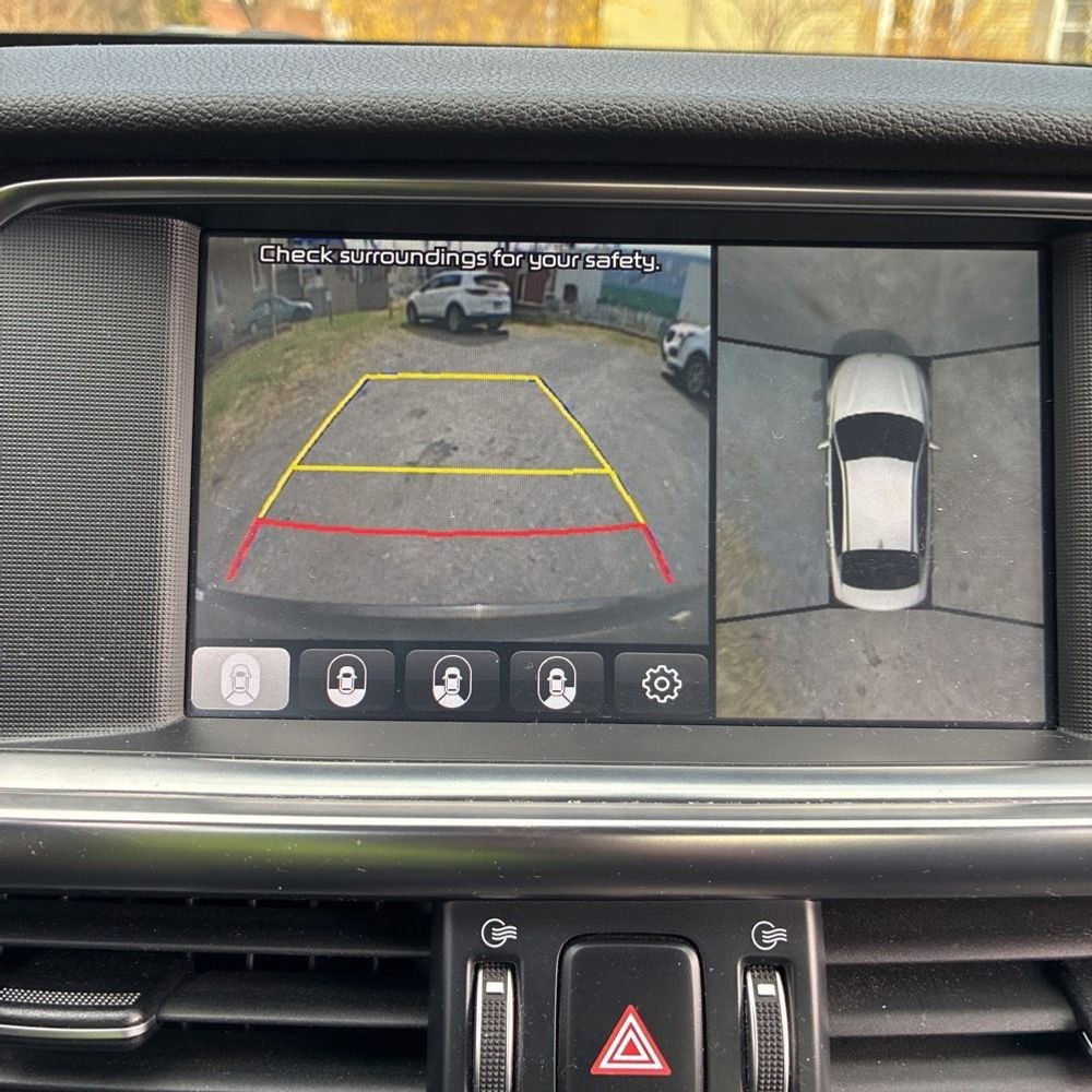 Used 2018 Kia Optima SX w/ Technology Package image 10