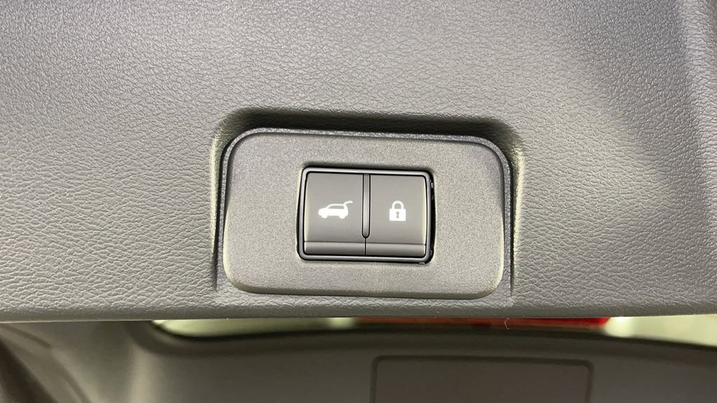 New 2025 Nissan Rogue SV image 33