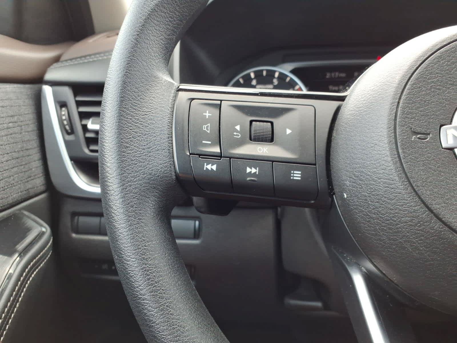 Certified 2023 Nissan Rogue SV AWD/4WD image 23