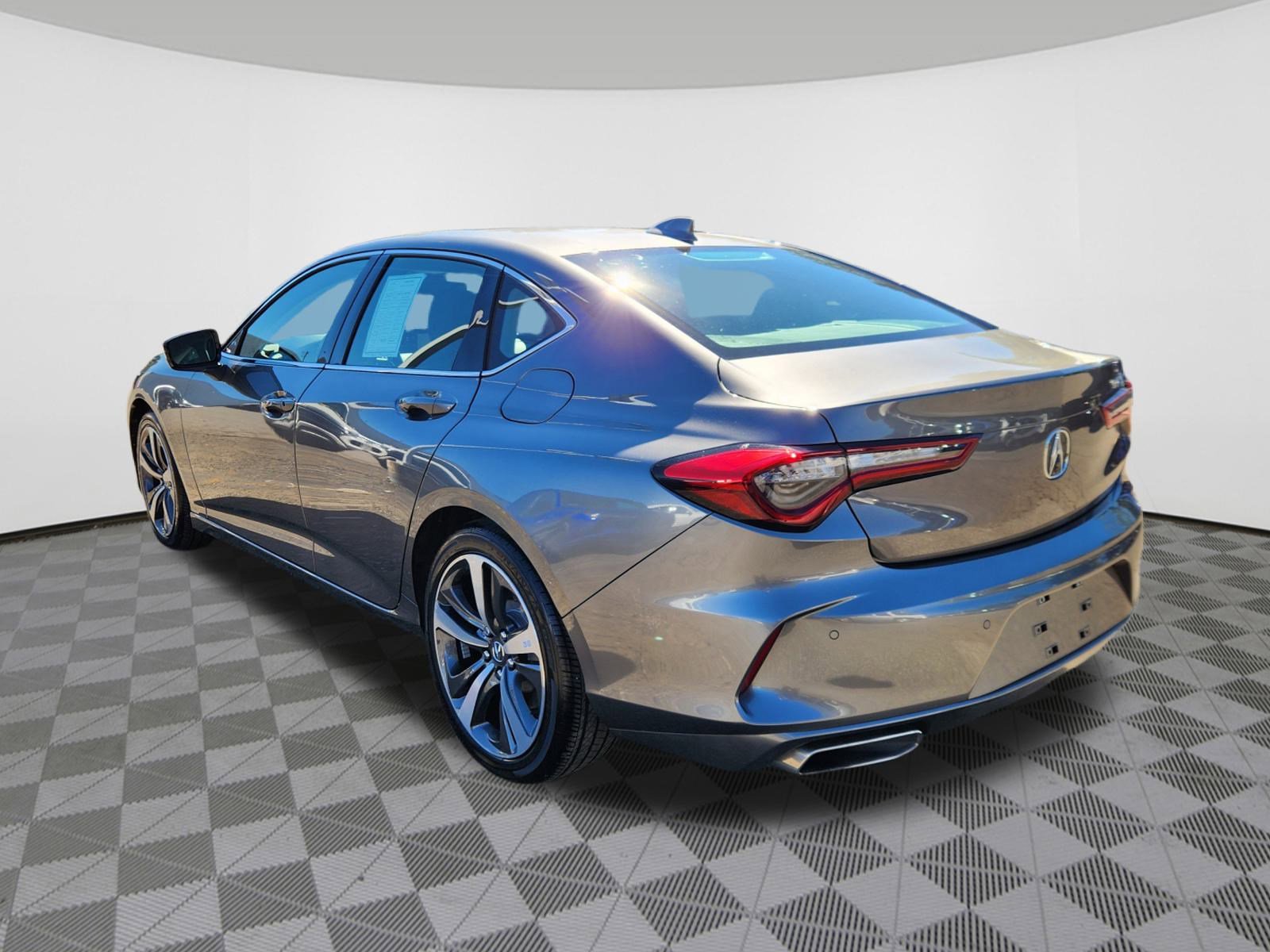 Certified 2025 Acura TLX w/ Technology Package image 3
