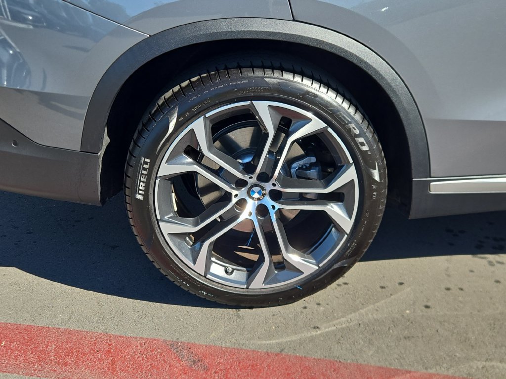 Used 2026 BMW X5 sDrive40i RWD image 29