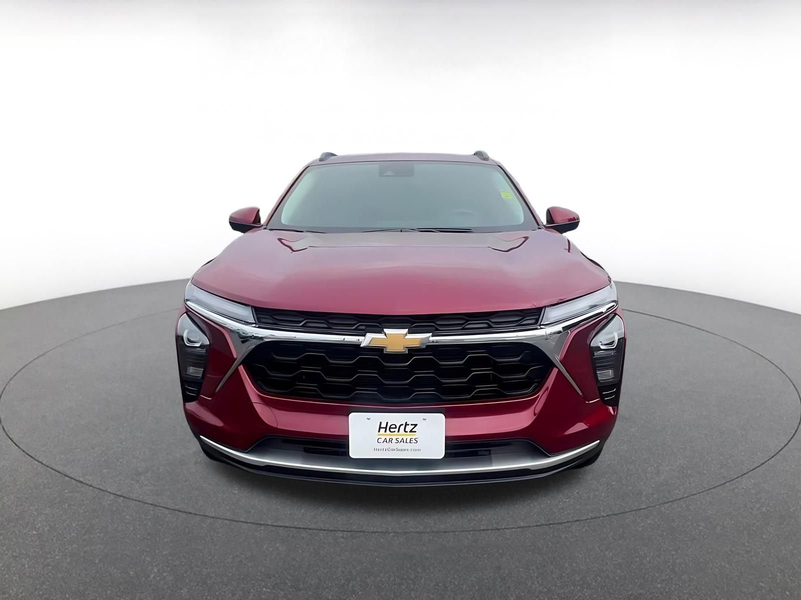 Used 2025 Chevrolet Trax LT image 4