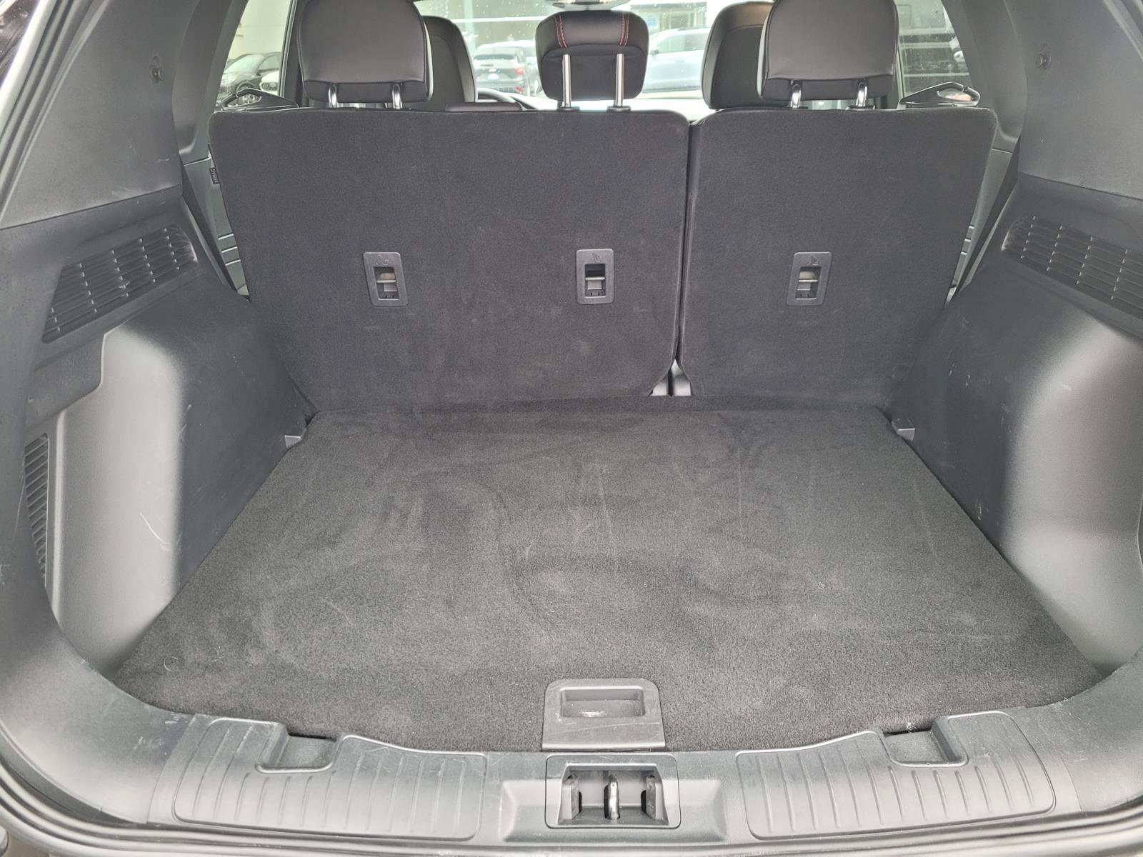 Used 2025 Ford Escape ST-Line AWD/4WD image 17