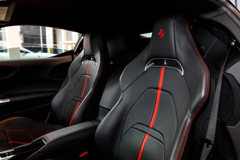 Used 2021 Ferrari SF90 Stradale image 32