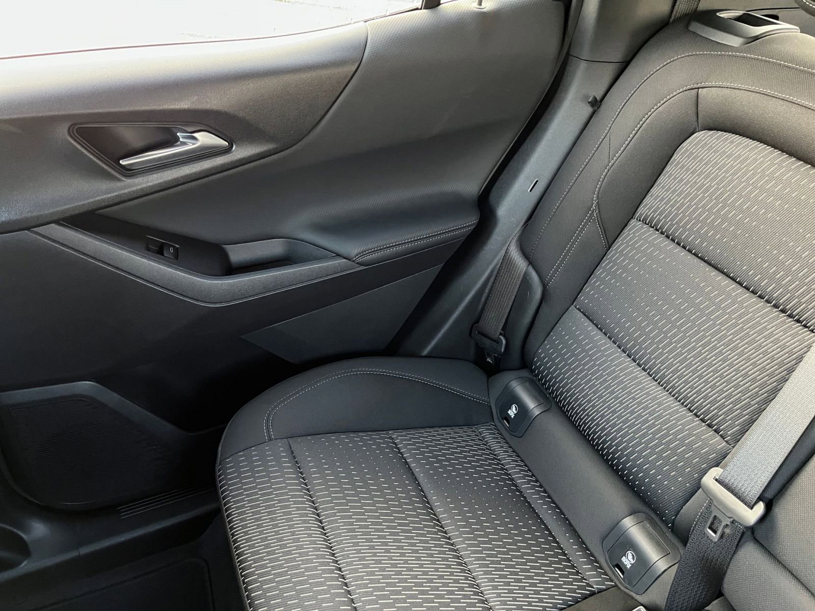 Used 2025 Chevrolet Equinox LT image 39