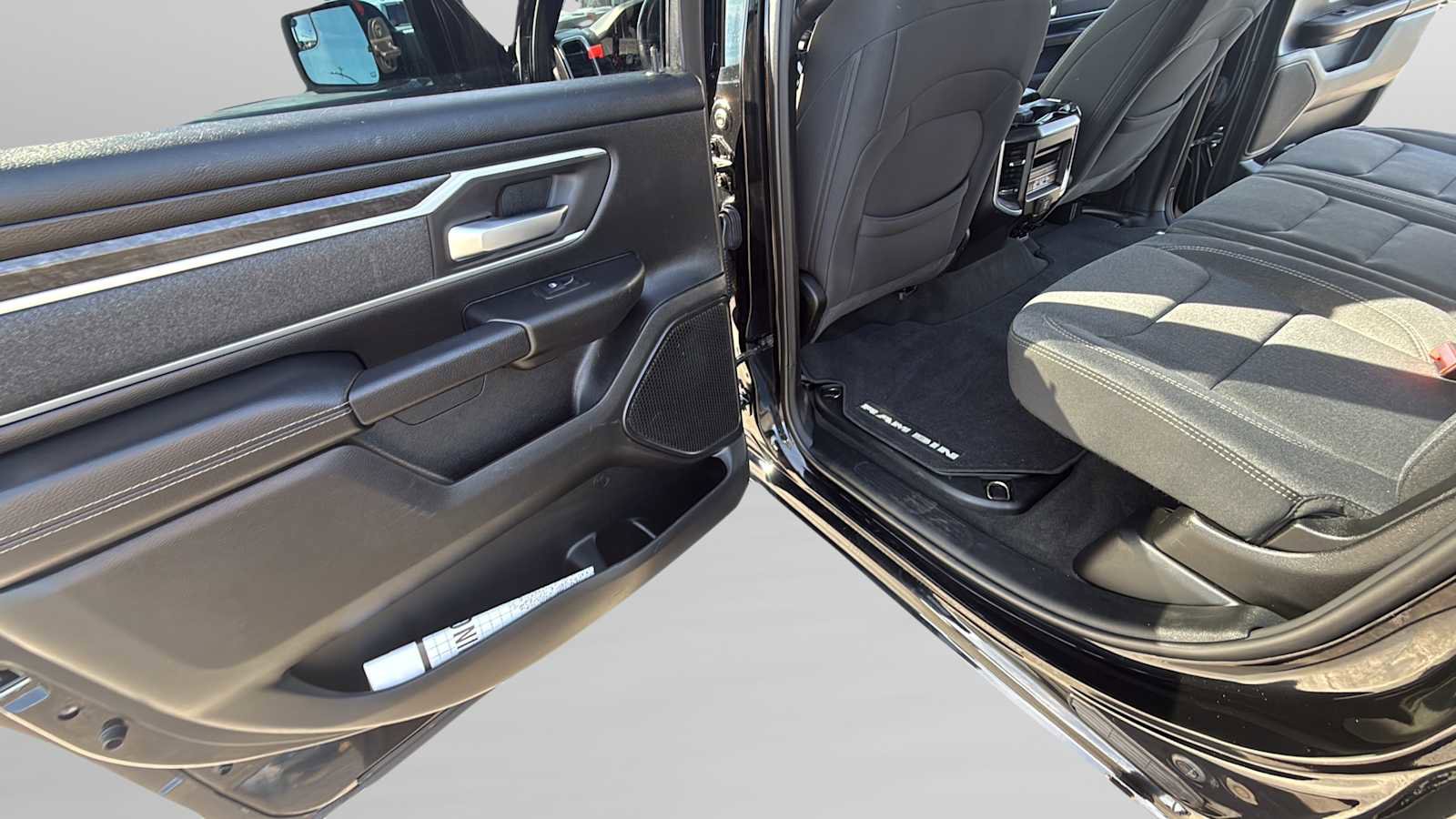 Used 2021 RAM 1500 Big Horn image 37