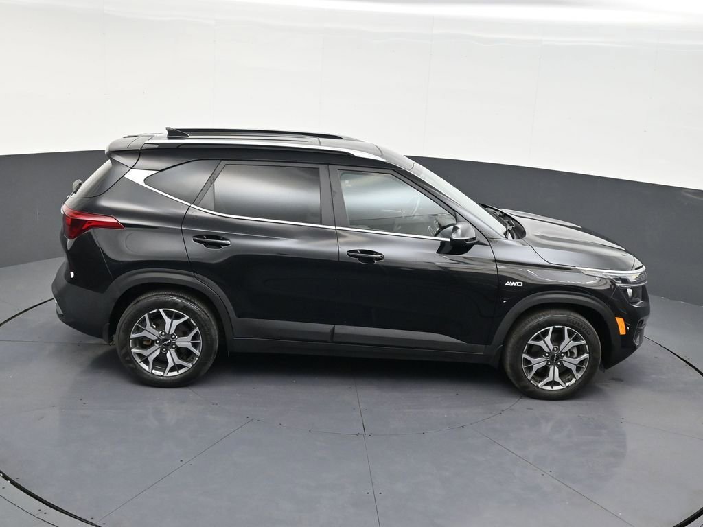 Used 2023 Kia Seltos EX image 18