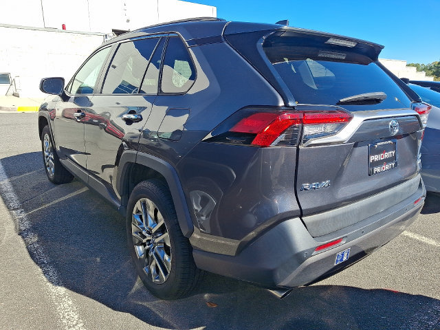 Used 2020 Toyota RAV4 Limited w/ All Weather Liner Package AWD/4WD image 6