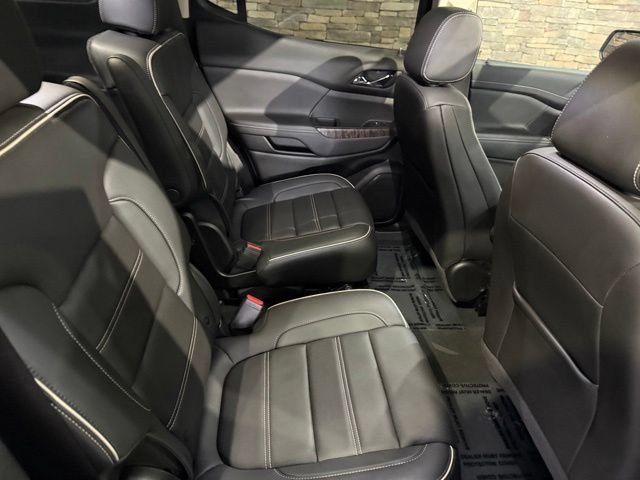 Used 2023 GMC Acadia Denali w/ Denali Ultimate Package AWD/4WD image 33