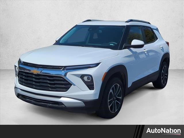 Used 2025 Chevrolet TrailBlazer LT FWD image 1