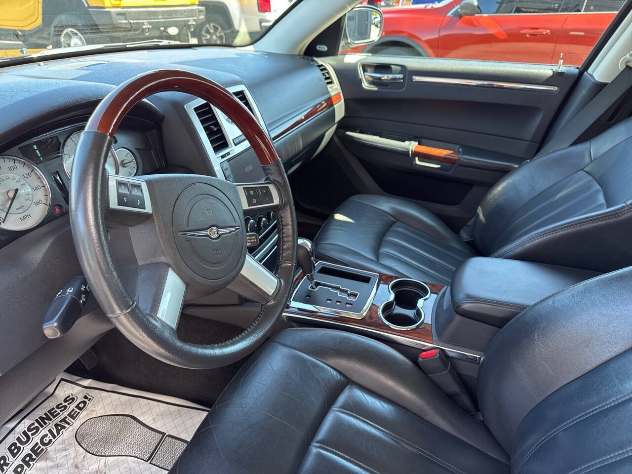 Used 2010 Chrysler 300 C w/ Luxury Group II AWD/4WD image 15