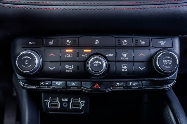 Used 2024 Dodge Durango GT AWD/4WD image 33