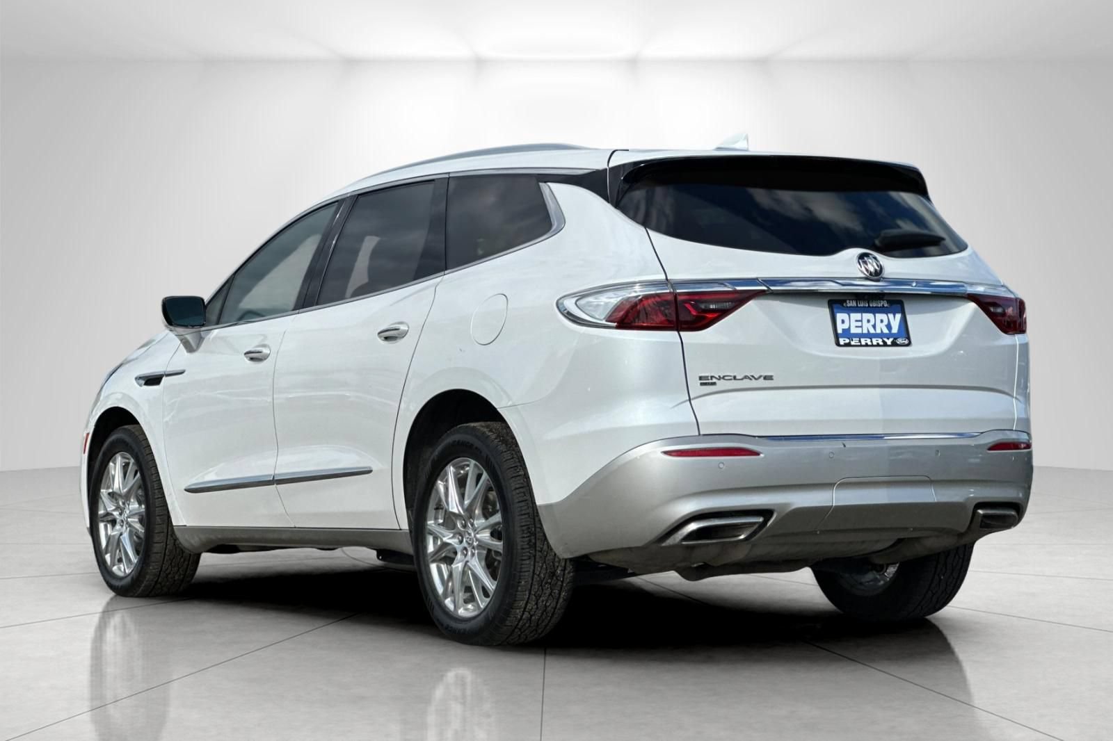 Used 2023 Buick Enclave Premium w/ Experience Buick Package AWD/4WD image 5
