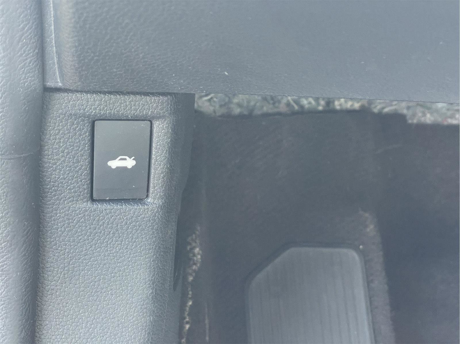 Used 2023 Honda Accord EX image 23