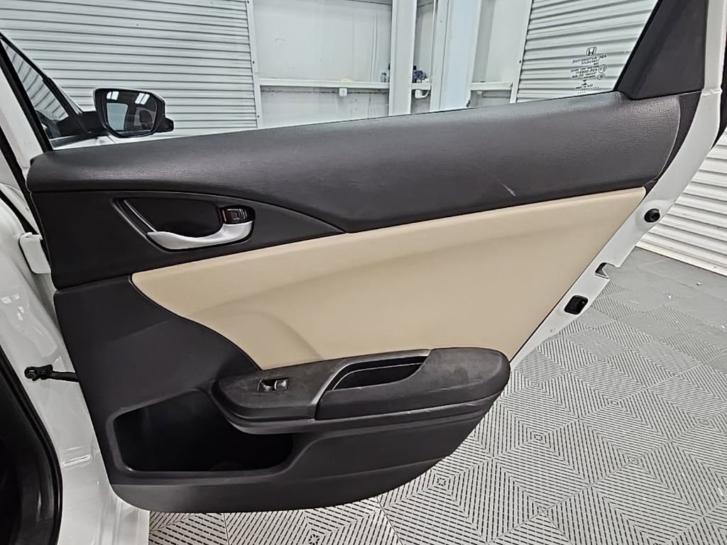Used 2021 Honda Civic EX image 28