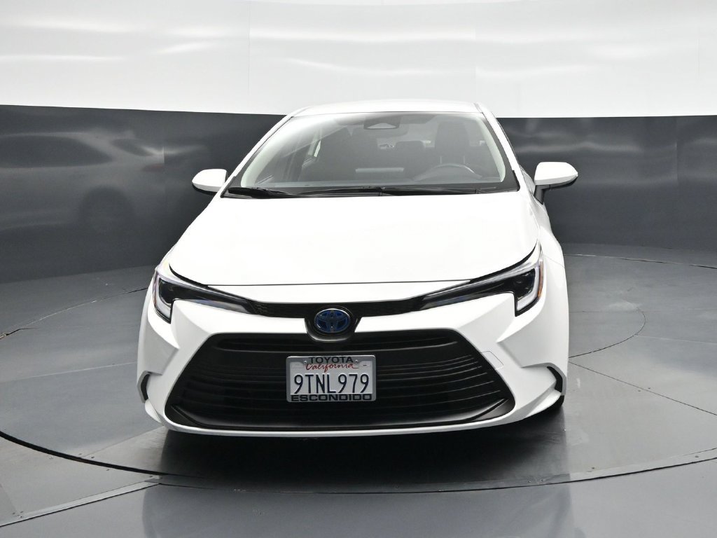 Used 2025 Toyota Corolla LE w/ Carpet Mat Package (TMS) FWD image 23