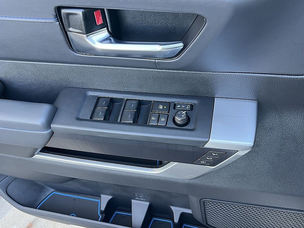 Used 2024 Toyota Tundra Platinum image 22