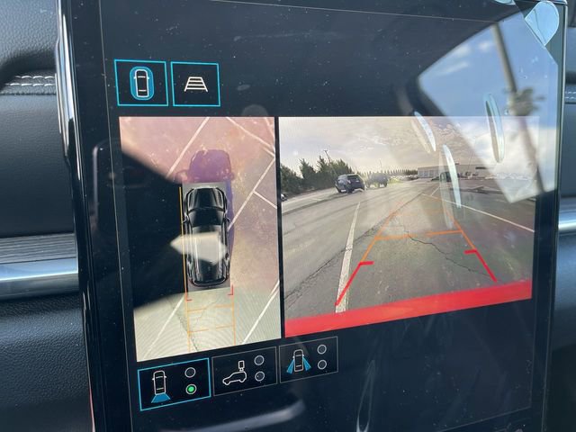 New 2026 GMC Terrain Denali w/ LPO, Black Badging Package image 17