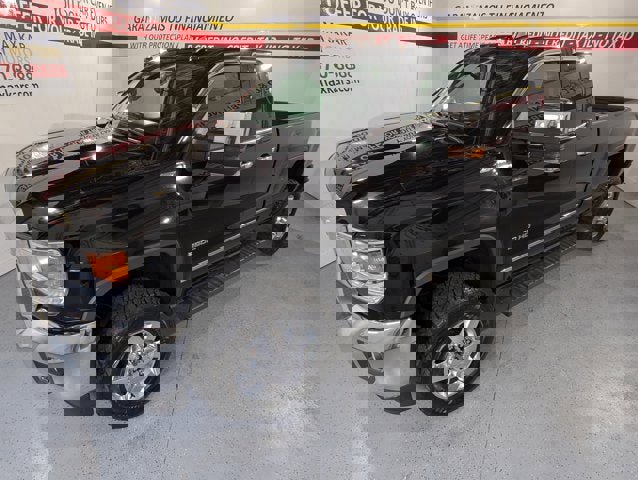 Used 2018 GMC Sierra 2500 SLT w/ Snow Plow Prep Package image 3