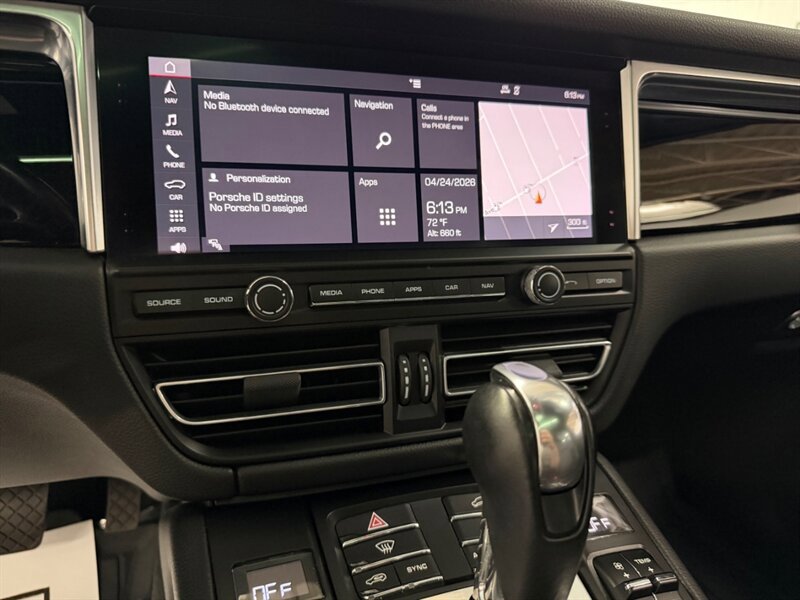 Used 2019 Porsche Macan S AWD/4WD image 43