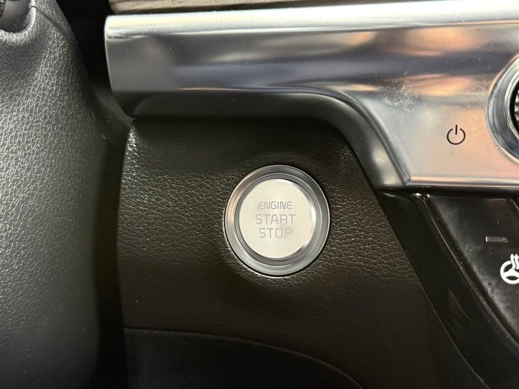 Used 2022 Kia Telluride SX w/ SX Prestige Package image 57