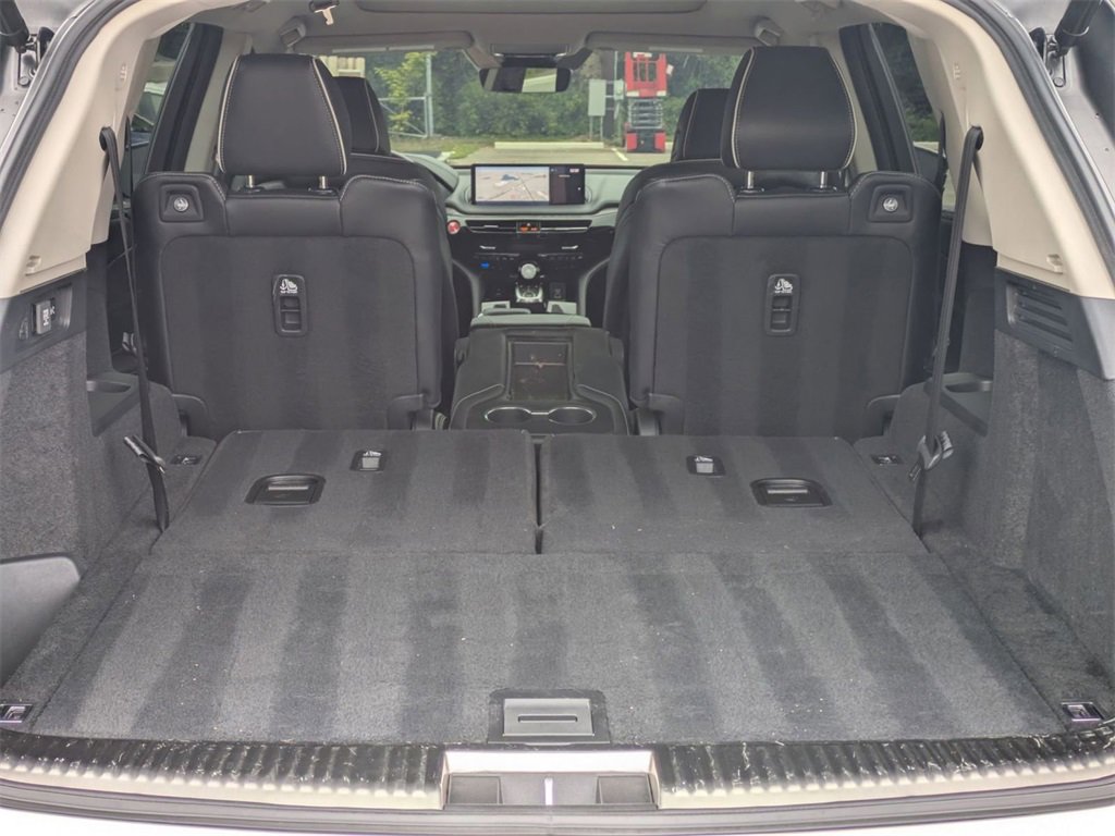 Used 2023 Acura MDX SH-AWD w/ Advance Package image 30