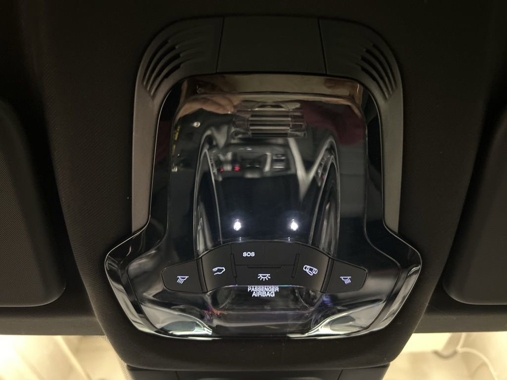 Used 2025 Dodge Hornet R/T image 26