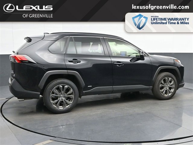 Used 2023 Toyota RAV4 XLE Premium image 8