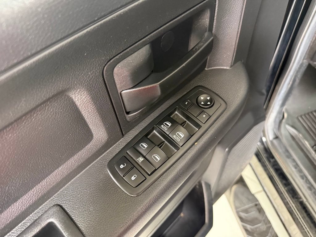 Used 2014 RAM 1500 Express w/ Black Ram 1500 Express Group RWD image 11