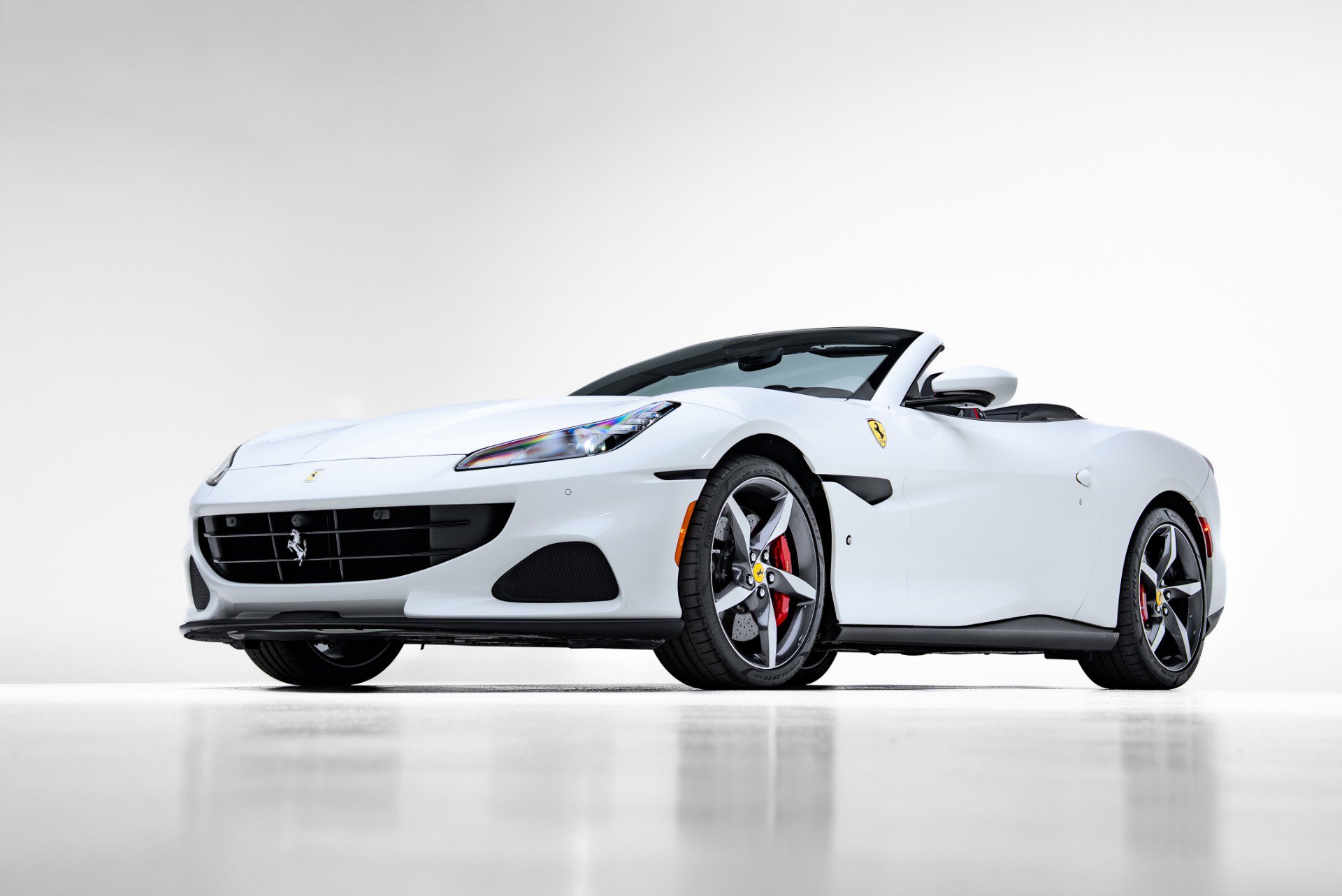 Used 2022 Ferrari Portofino M image 12
