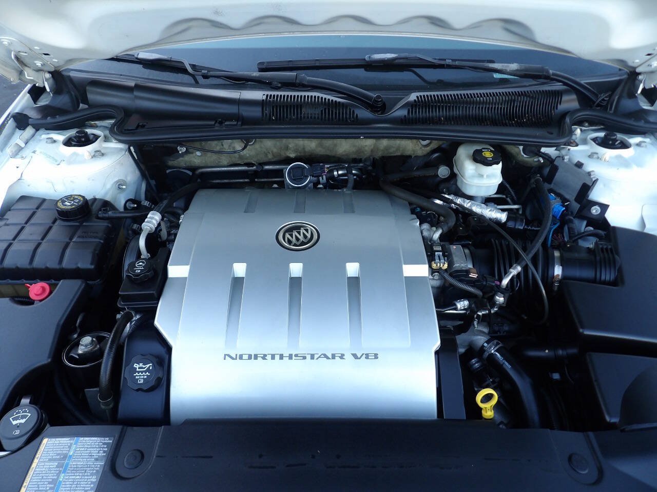 Used 2008 Buick Lucerne CXS FWD image 12