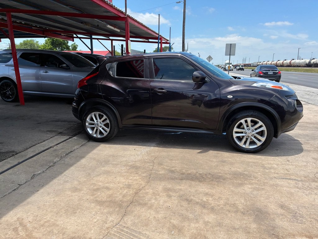 Used 2014 Nissan Juke SL FWD image 6