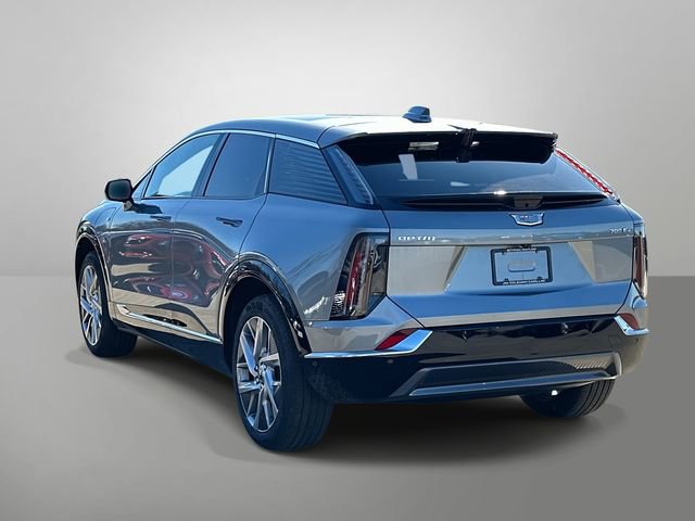 New 2026 Cadillac Optiq Luxury 1 image 16