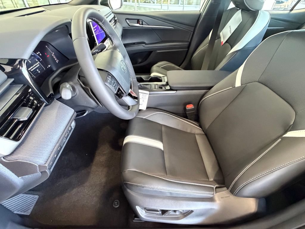 Certified 2026 Toyota Camry SE w/ Convenience Package FWD image 21