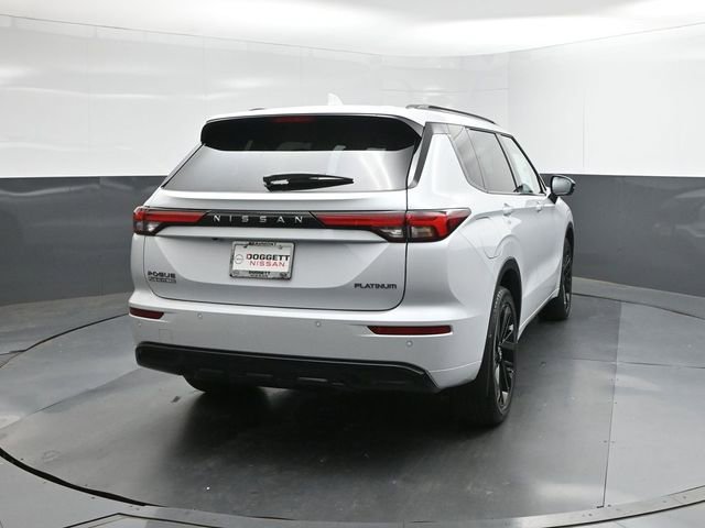 New 2026 Nissan Rogue Platinum image 8