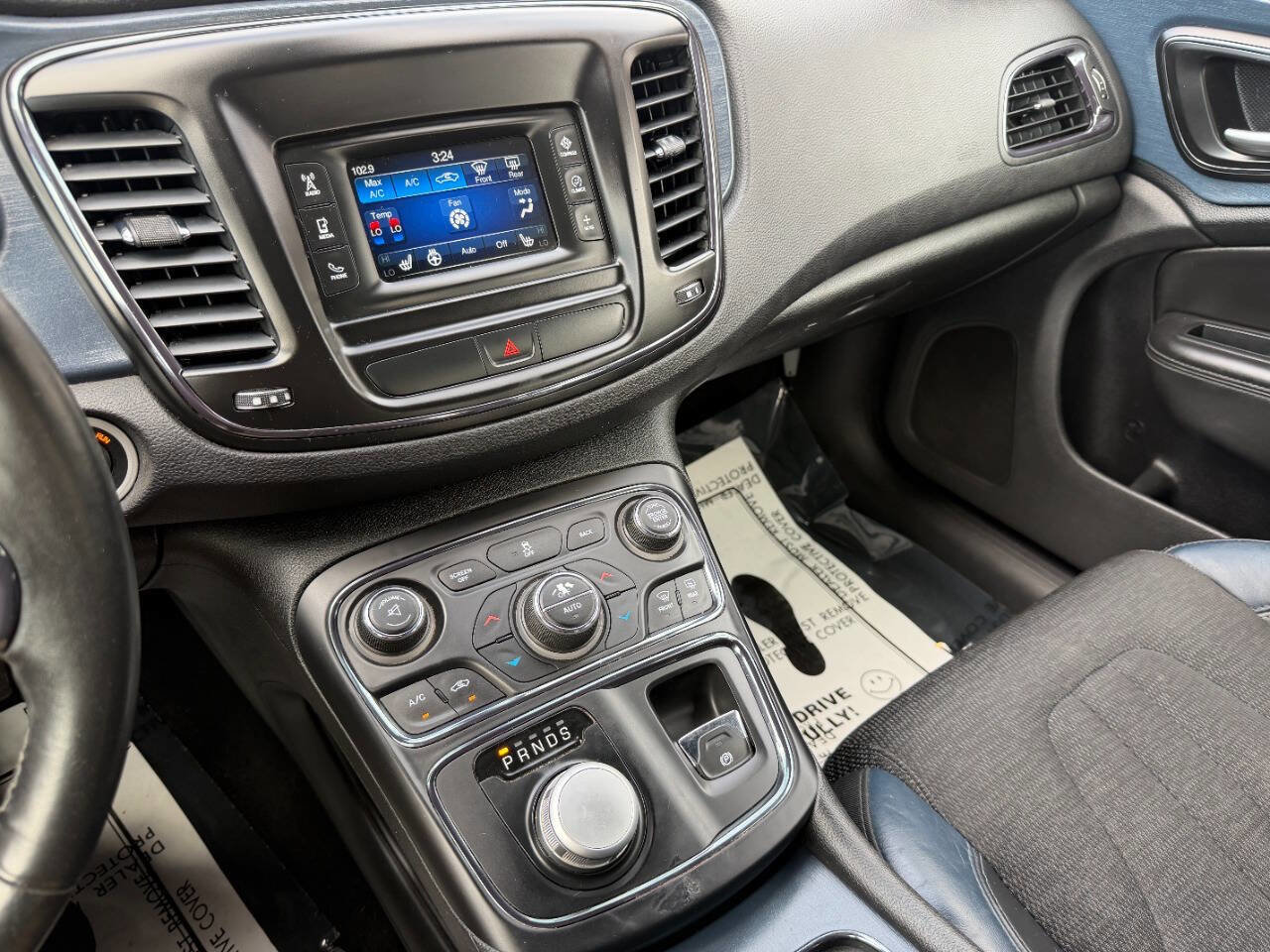 Used 2016 Chrysler 200 S w/ Comfort Group image 40