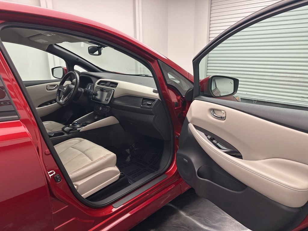 Used 2018 Nissan Leaf SL w/ SL Technology Package image 8
