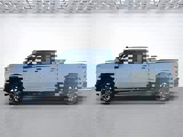 Used 2025 Chevrolet Silverado 2500 Custom w/ Custom Value Package image 7