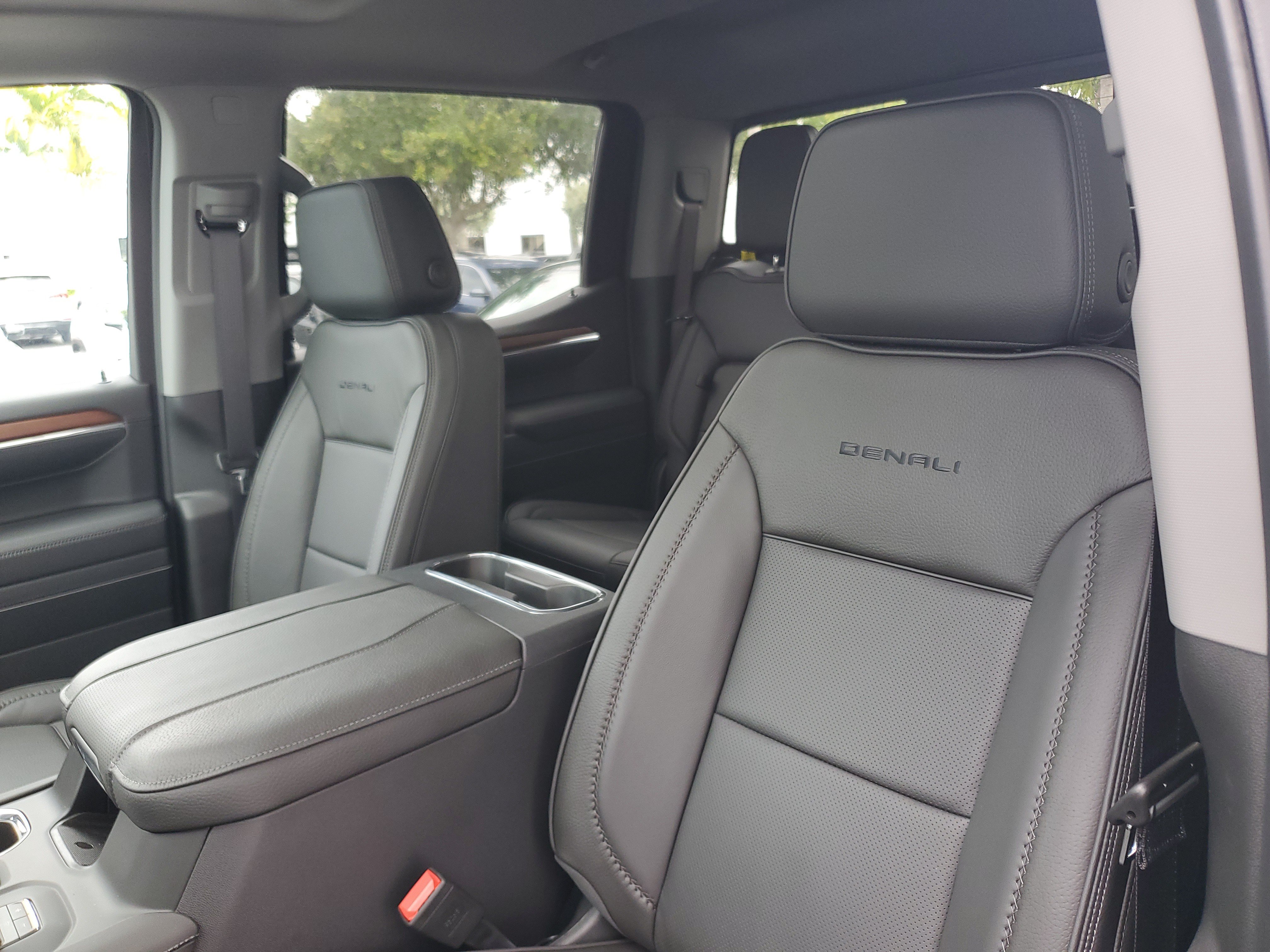 New 2026 GMC Sierra 1500 Denali w/ Denali Reserve Package AWD/4WD image 21