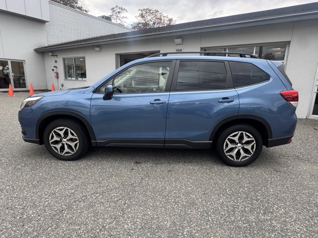 Used 2023 Subaru Forester Premium image 6