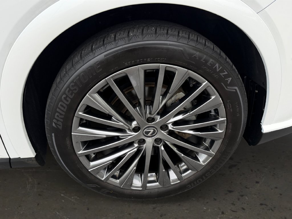 Certified 2024 Lexus RX 450h AWD w/ Convenience Package image 27