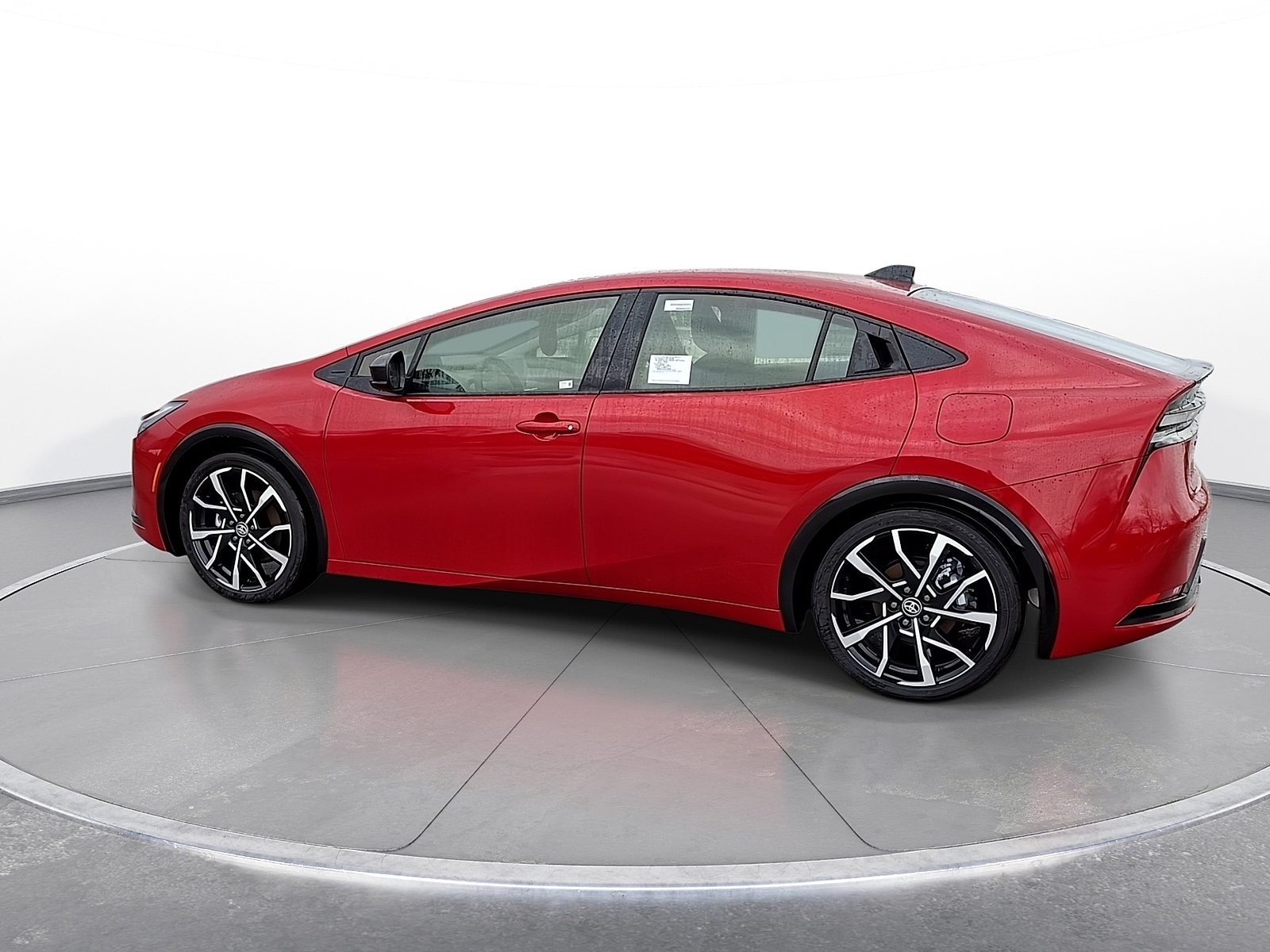 New 2026 Toyota Prius Plug-In Hybrid FWD image 5