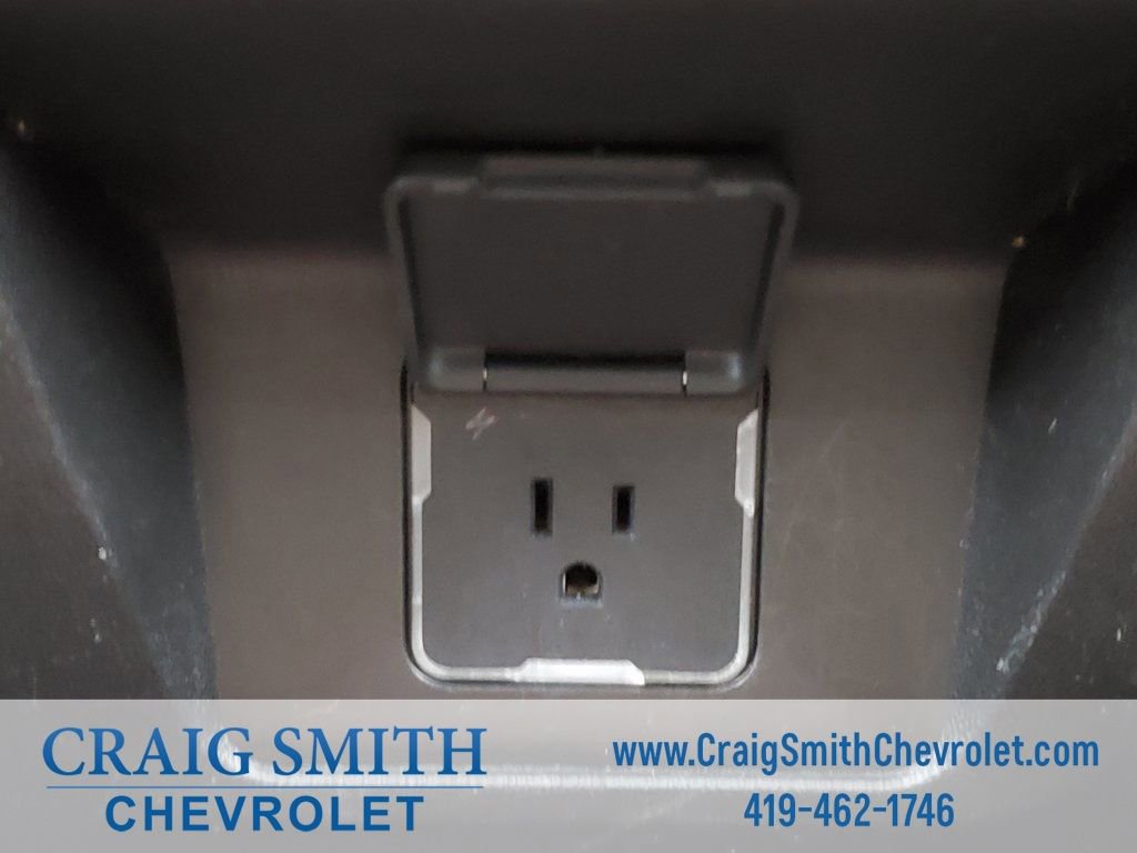 Used 2021 Chevrolet Tahoe Z71 w/ Z71 Signature Package image 35