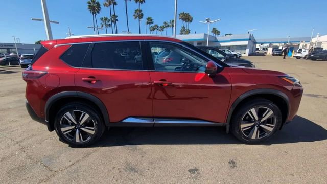 Used 2023 Nissan Rogue SL w/ SL Premium Package image 9