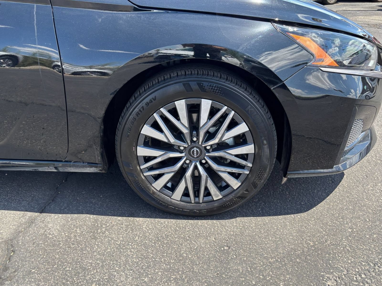 Used 2026 Nissan Altima 2.5 SV FWD image 29