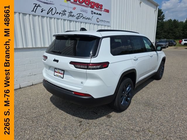 New 2026 Jeep Grand Cherokee L Limited AWD/4WD image 8