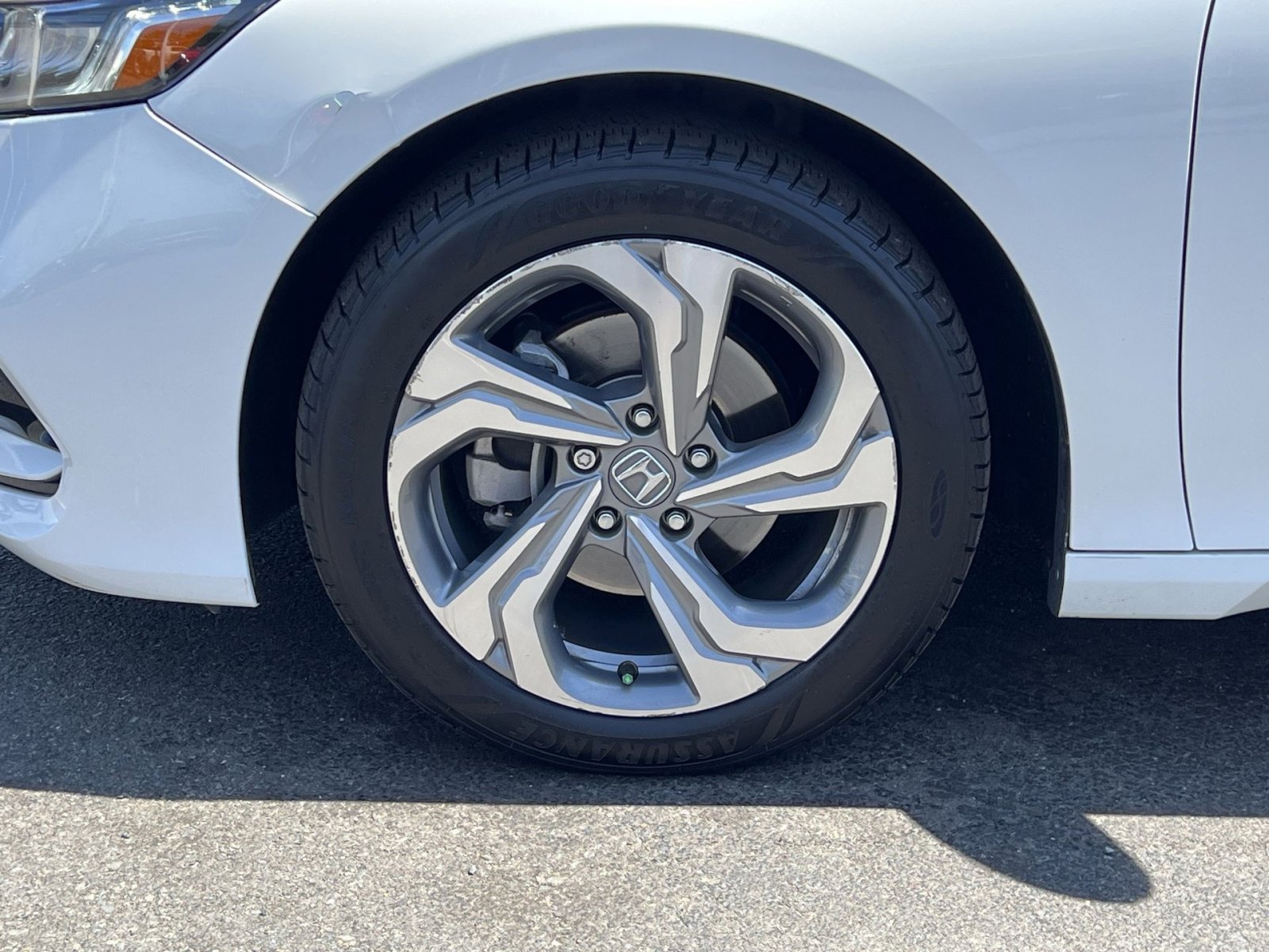 Used 2020 Honda Accord EX image 13