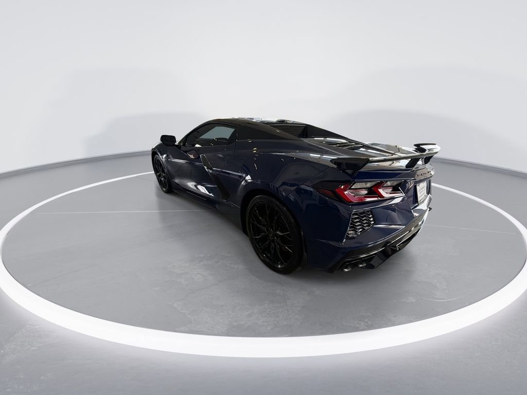 Used 2025 Chevrolet Corvette Stingray Premium Conv w/ Z51 Performance Package RWD image 6