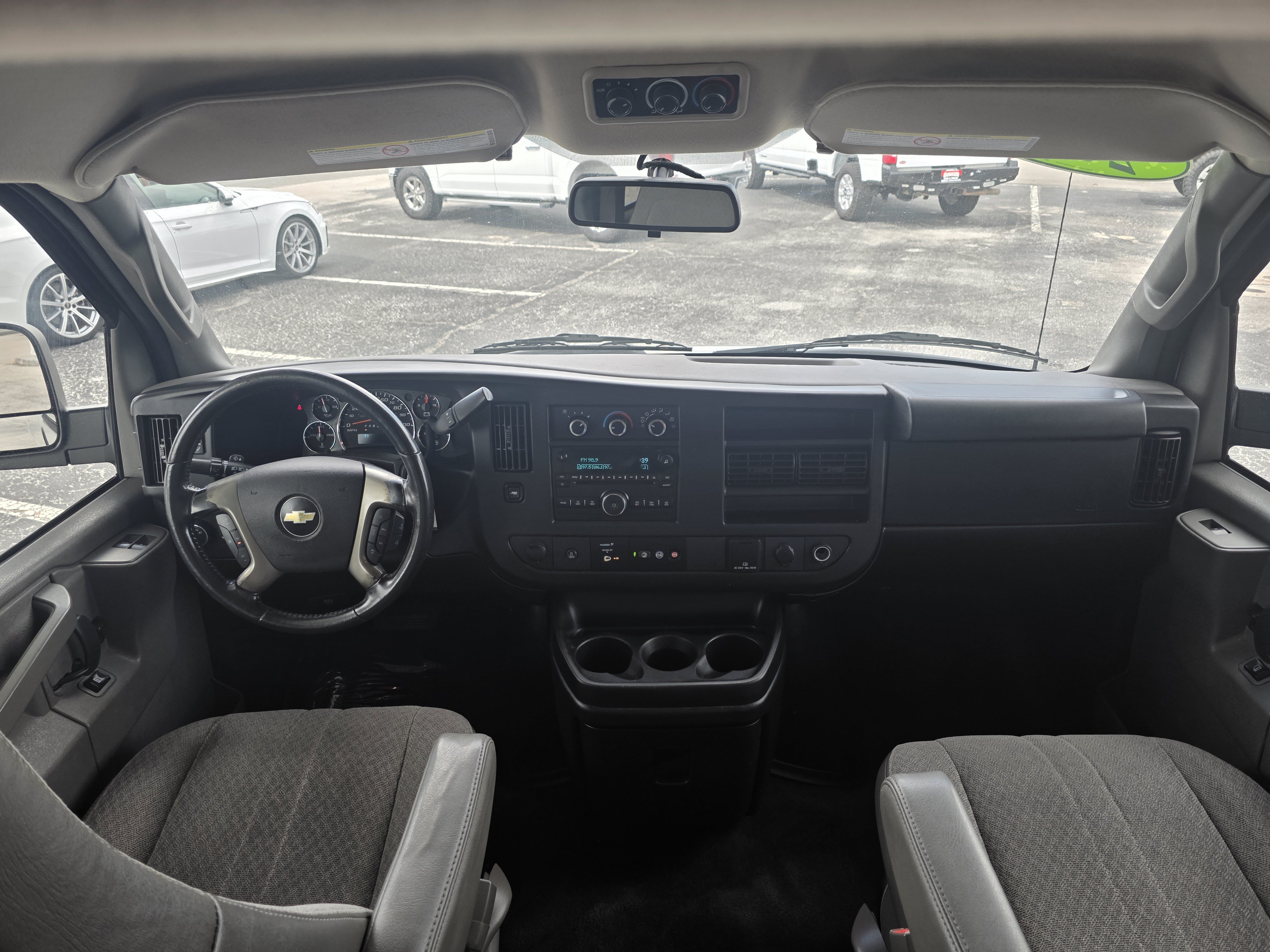 Used 2017 Chevrolet Express 2500 LS RWD image 19