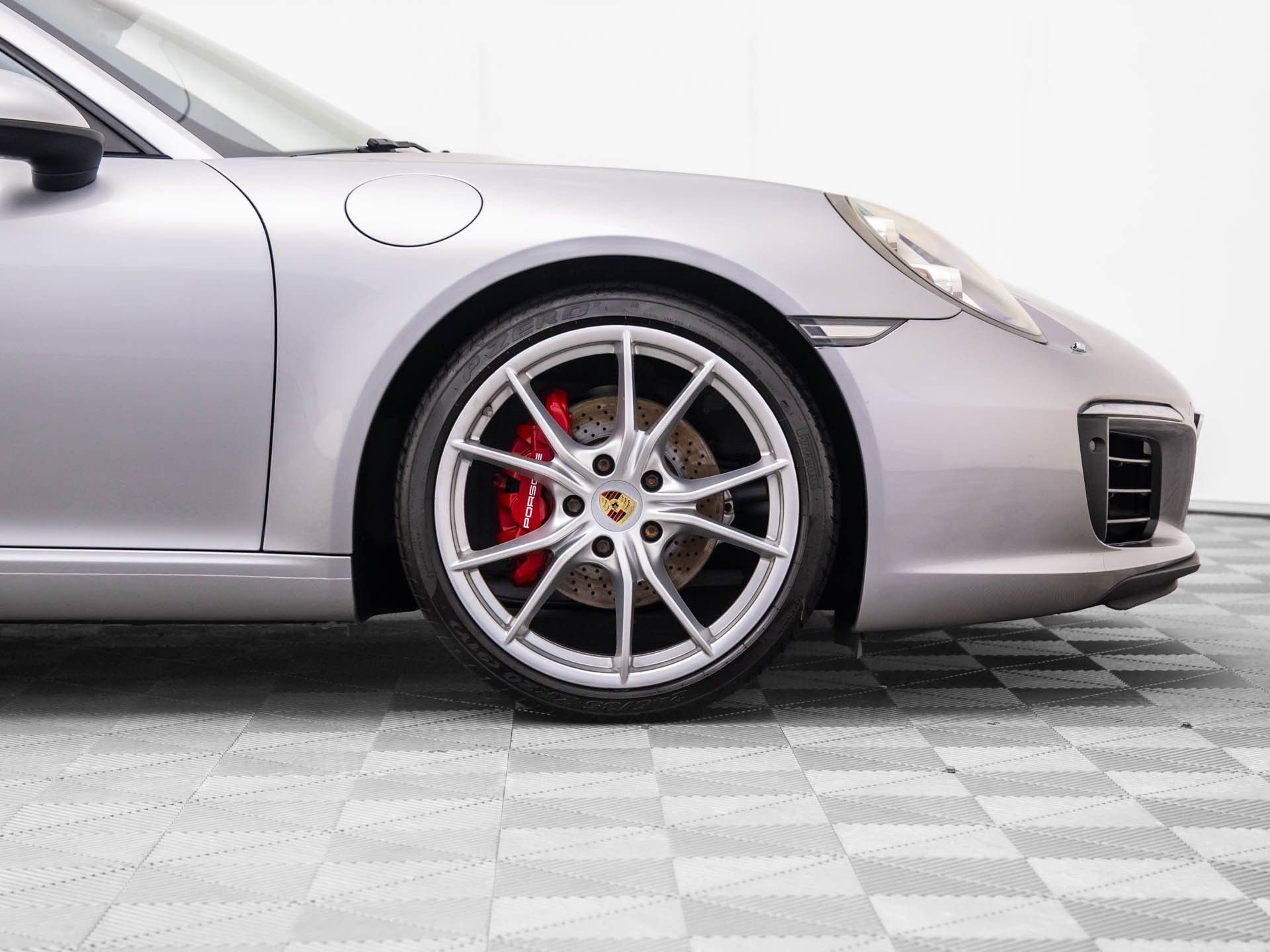 Used 2017 Porsche 911 Carrera image 30